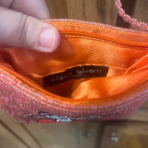 Elissa bloom Embroidered Women's Bag - Picture 3 of 4